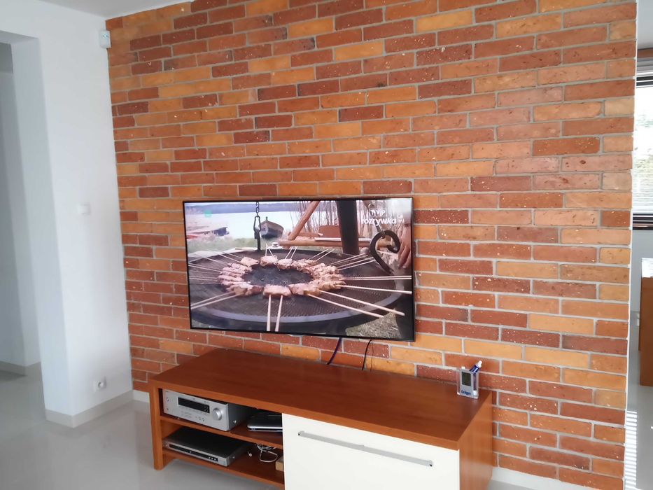 Stara cegła rozbiórkowa środek Płytki z cegły rozbiórkowej klinkier