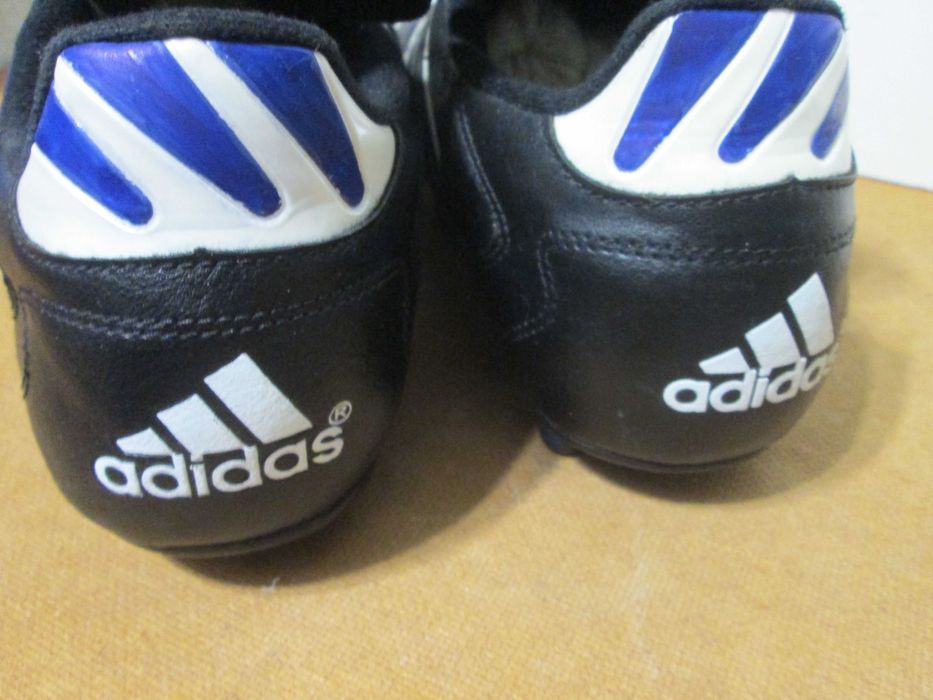 Бутсы футбольные Бутси  Adidas 44 размер