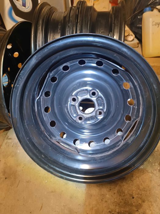 Felgi stalowe 4x100 15"