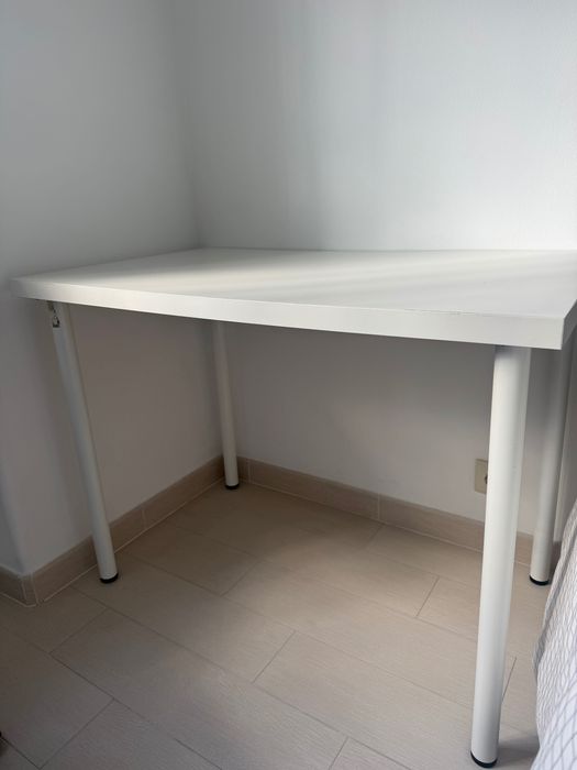 Mesa branca Ikea Linnmon
