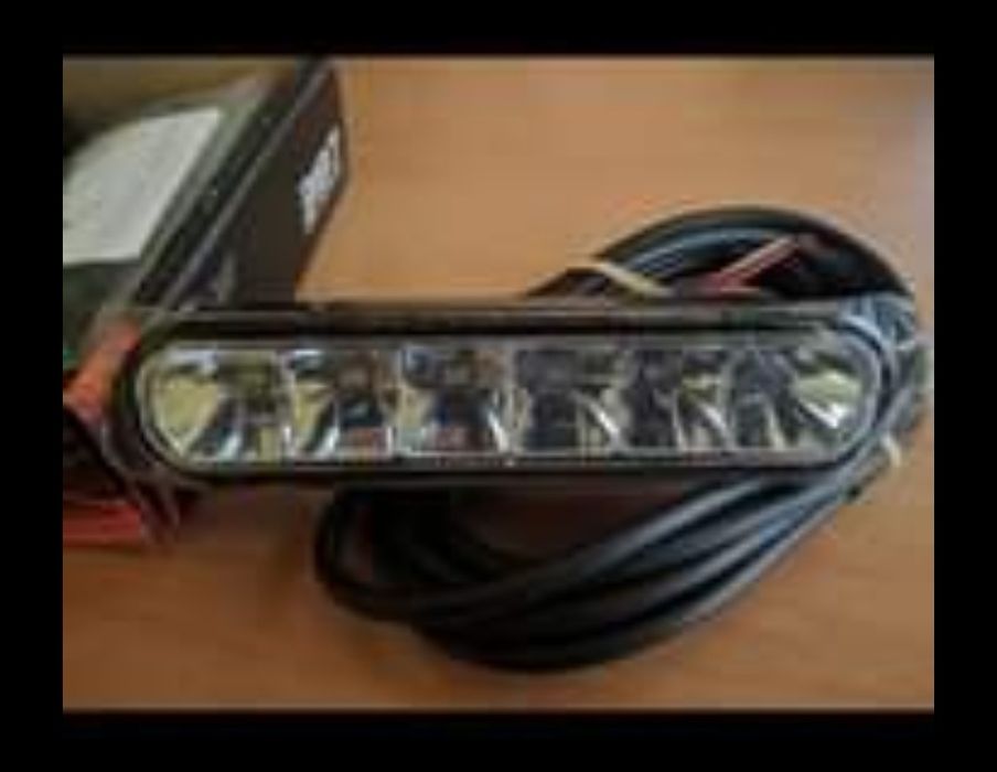 Faróis daylight novos na caixa