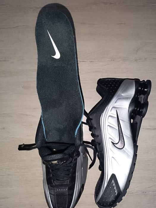 Nike Shox R4 нові