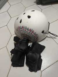 Helmet and wrist protection decathlon