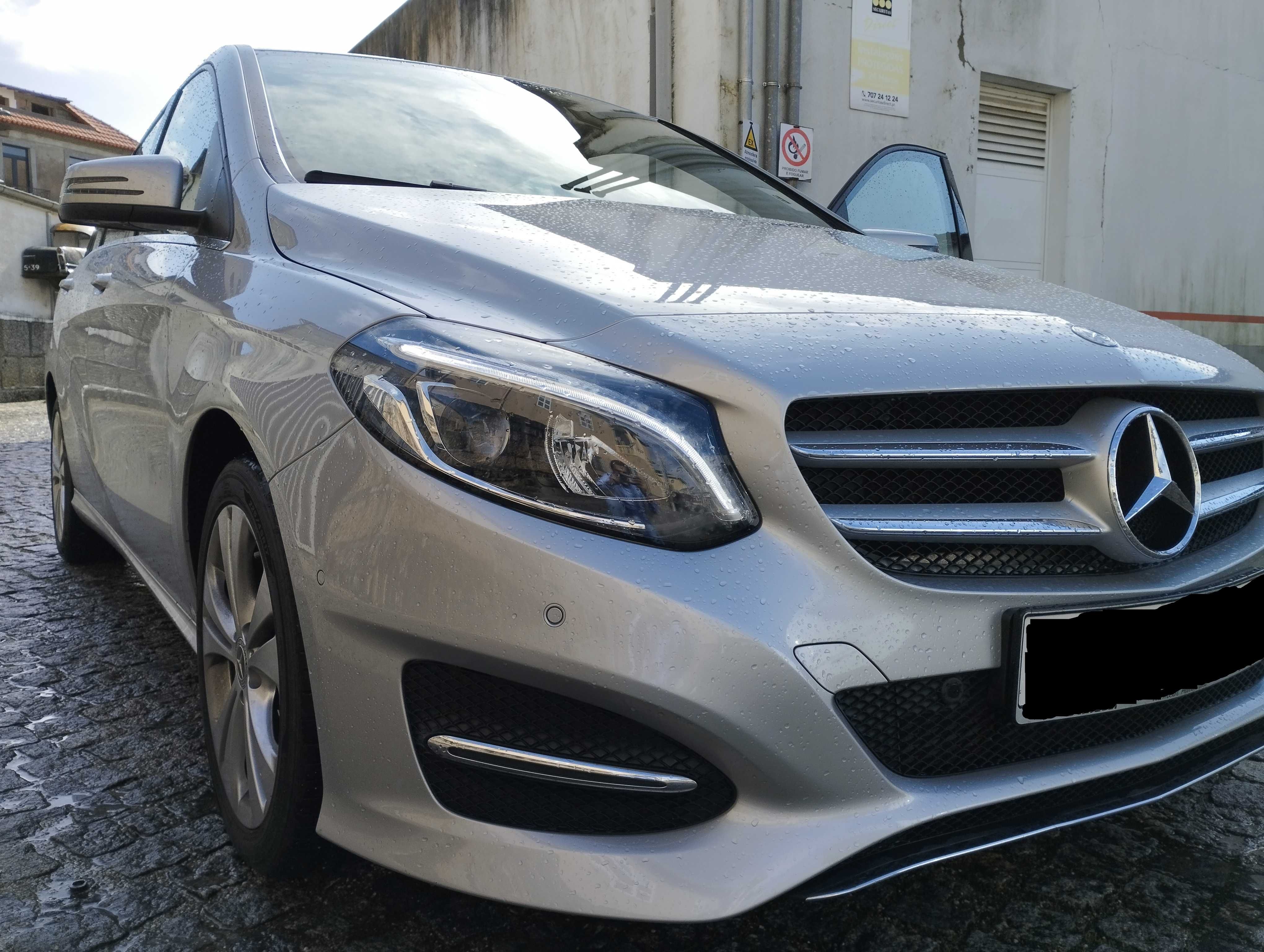 Mercedes Classe B 180 CDI - 2017 - 70mil Kms - Como Novo