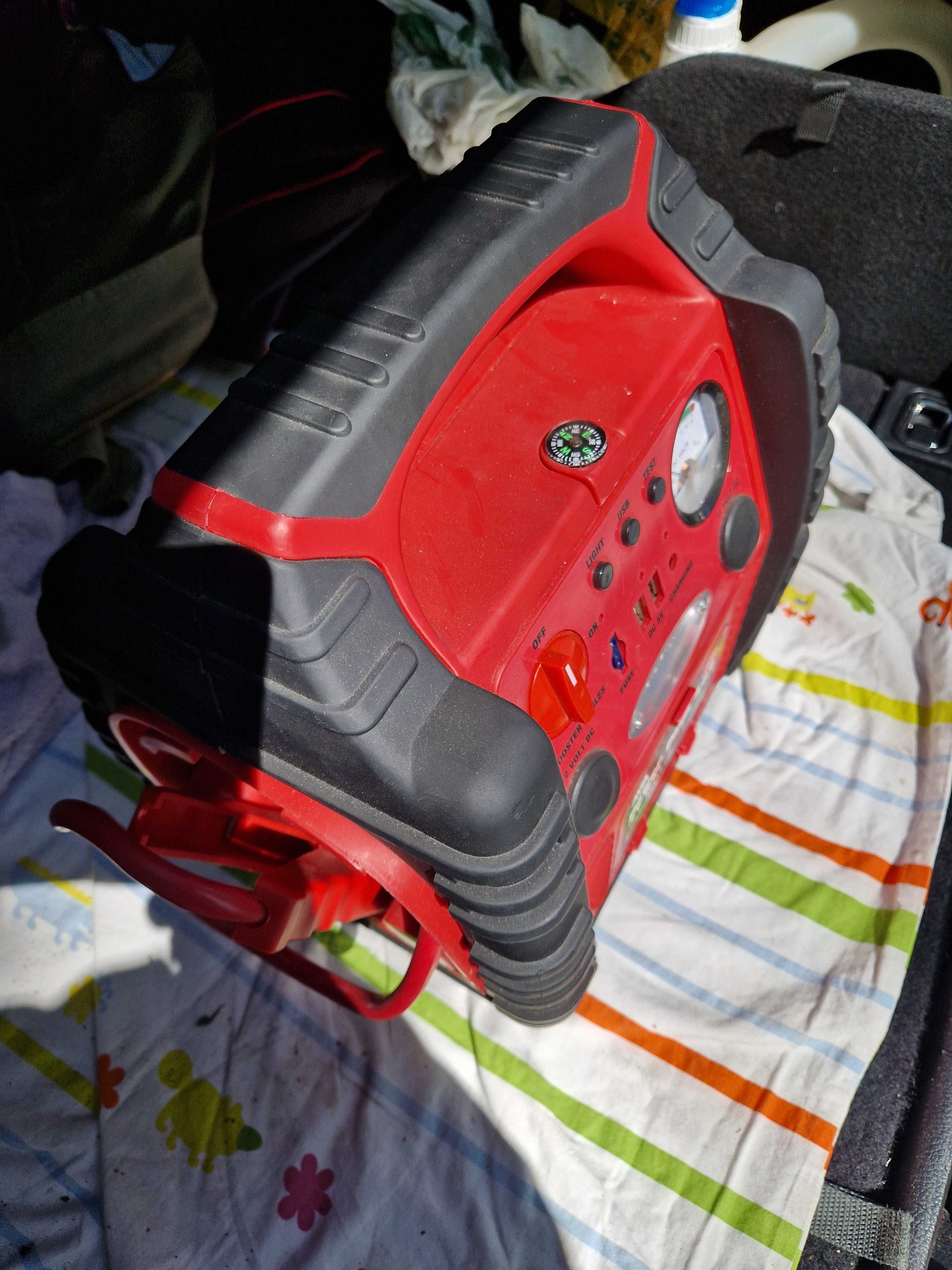 Urządzenie rozruchowe jump starter booster 4w1 12V