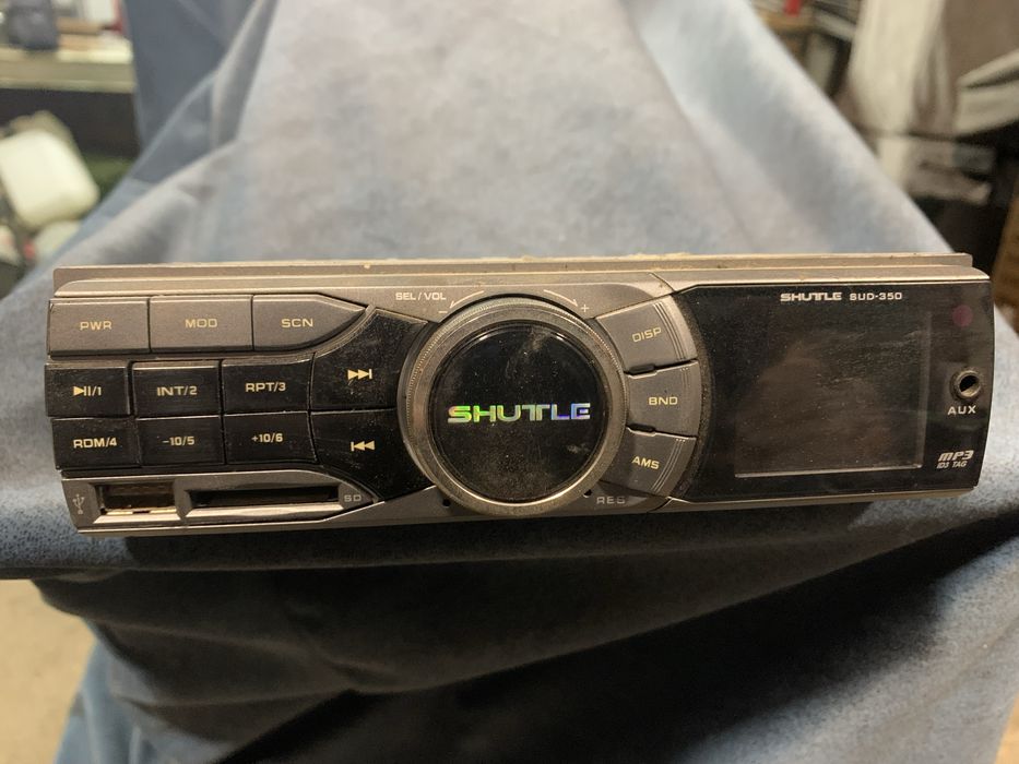 Автомагнітола SHUTLE SUD 350