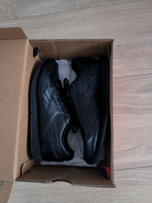 Czarne buty sportowe damskie sneakersy skórzane