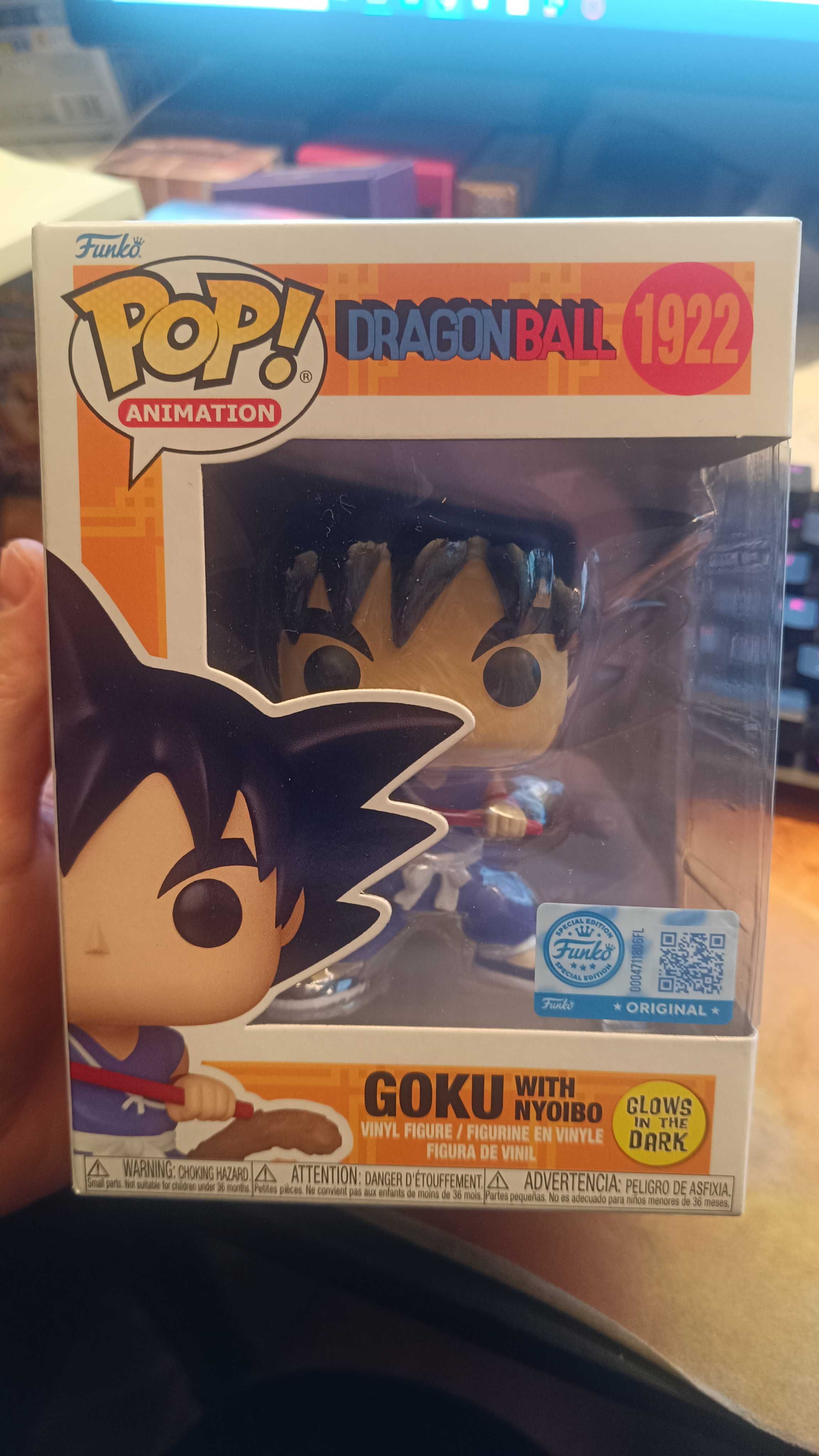 Goku with Nyoibo 1922 GITD Dragon Ball Funko POP! Vinyl