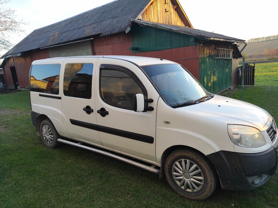 Продам fiat doblo 1.9 турбо multijet. Максі база.