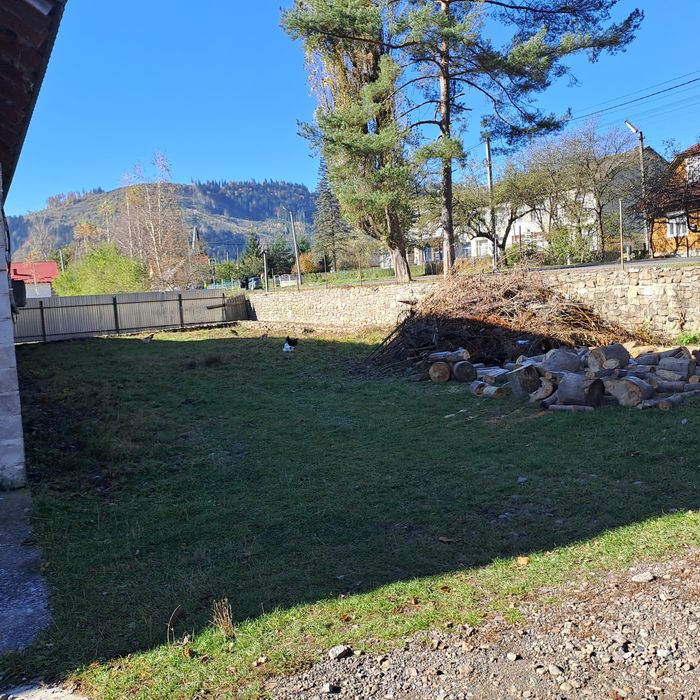 Продам комерційну будову в хорошій локації