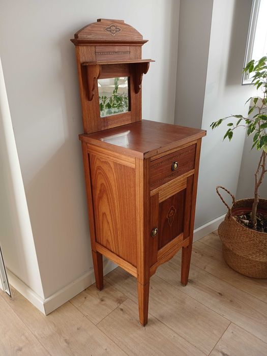 Mesas de cabeceira  75€ cada