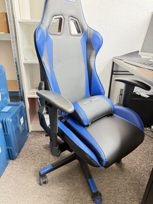 Fotel gamingowy GTPLAYER - czarno-niebieski, stan dobry