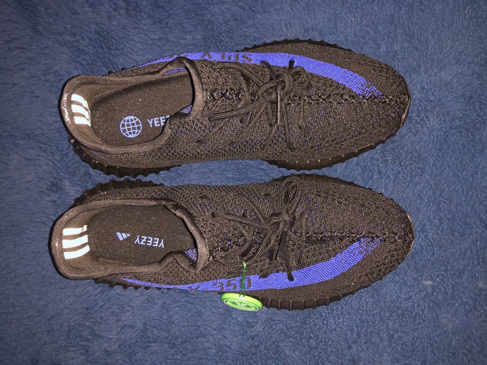 Yeezy Boost 350 V2 Dazzling Blue