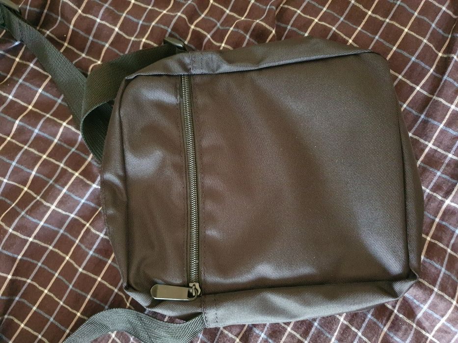 Bolsa FILA preta como nova