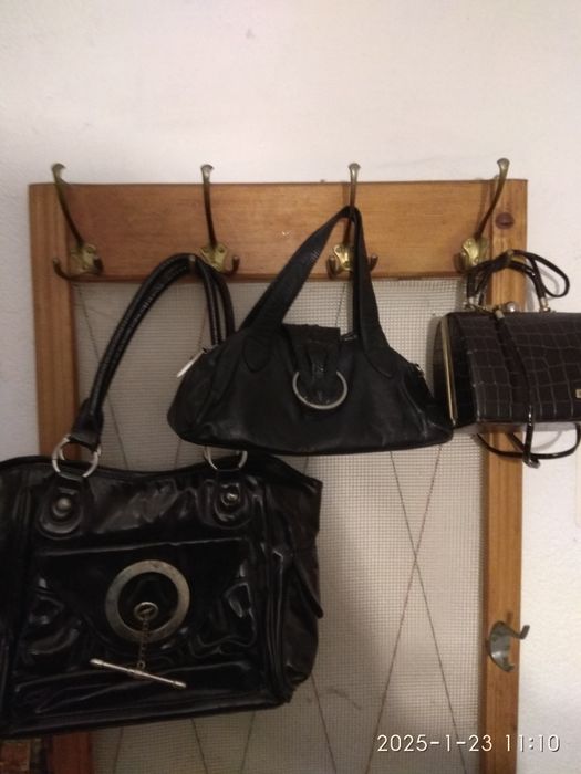 Сумки жіночі та косметички