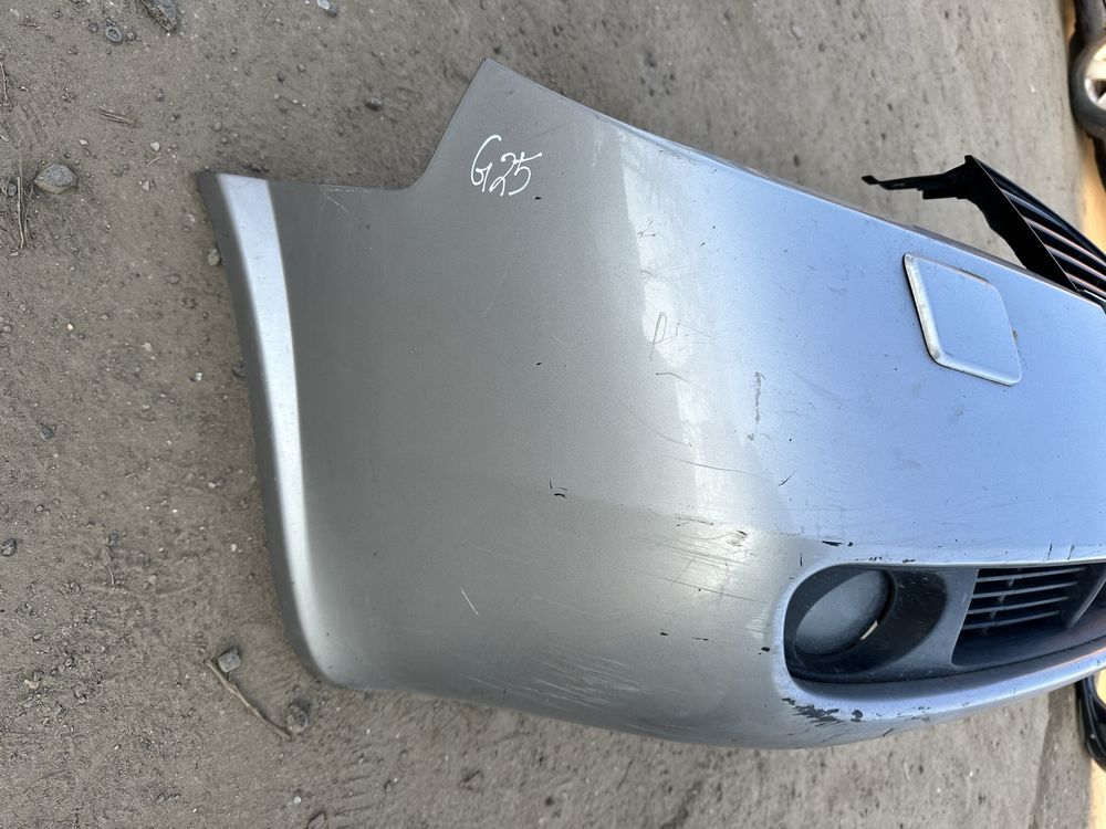 Передній бампер Nissan Primera P12 Нісан Прімєра Прімера П12 2002—2007