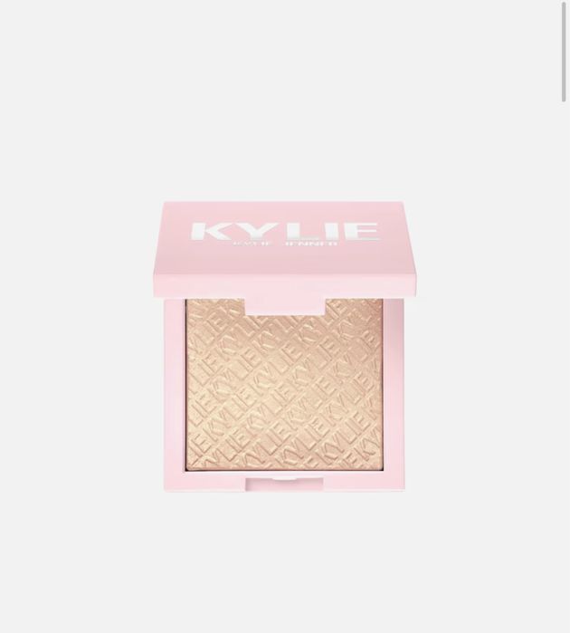 Хайлайтер Kylie Jenner