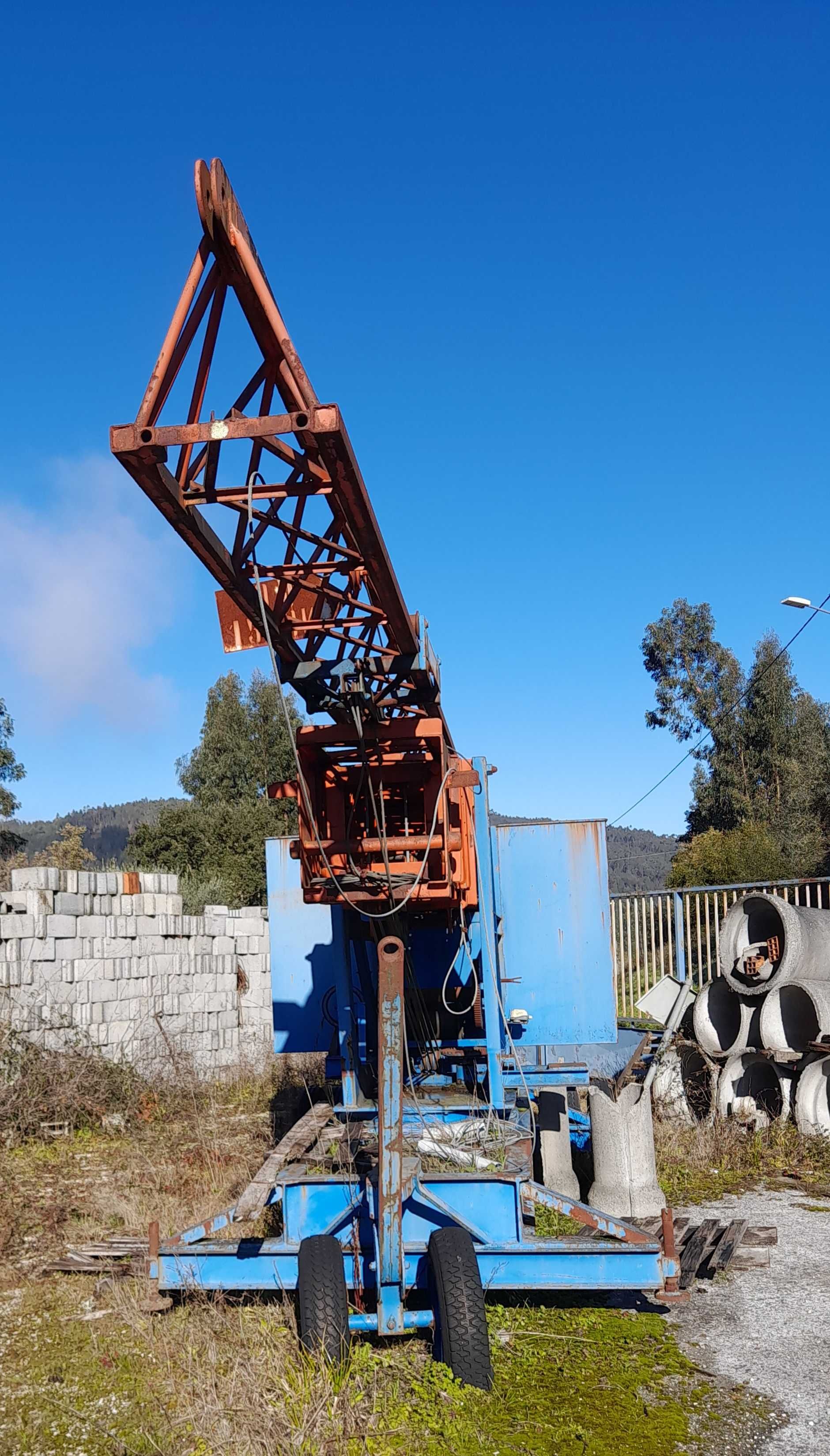 Grua automontante de cabos usada