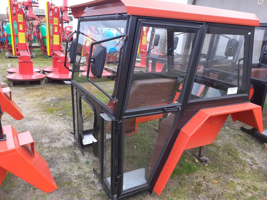 Kabina ciągnikowa do Ursusa C-330 NOWA wysoki dach ( Ursus C-360)