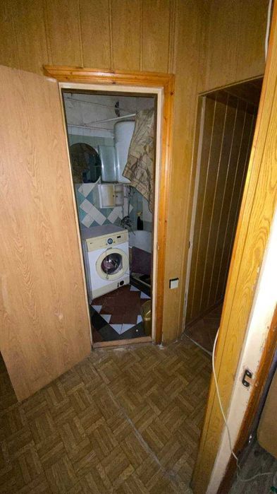 Продам 1-кімнатну квартиру на вул. Радостній\ Г. Петрова