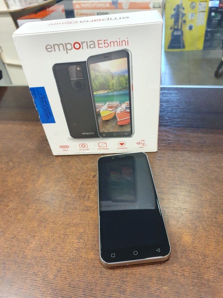 Emporia Smart E5 Mini Smartfon dla Seniorów Czarny 4/64
