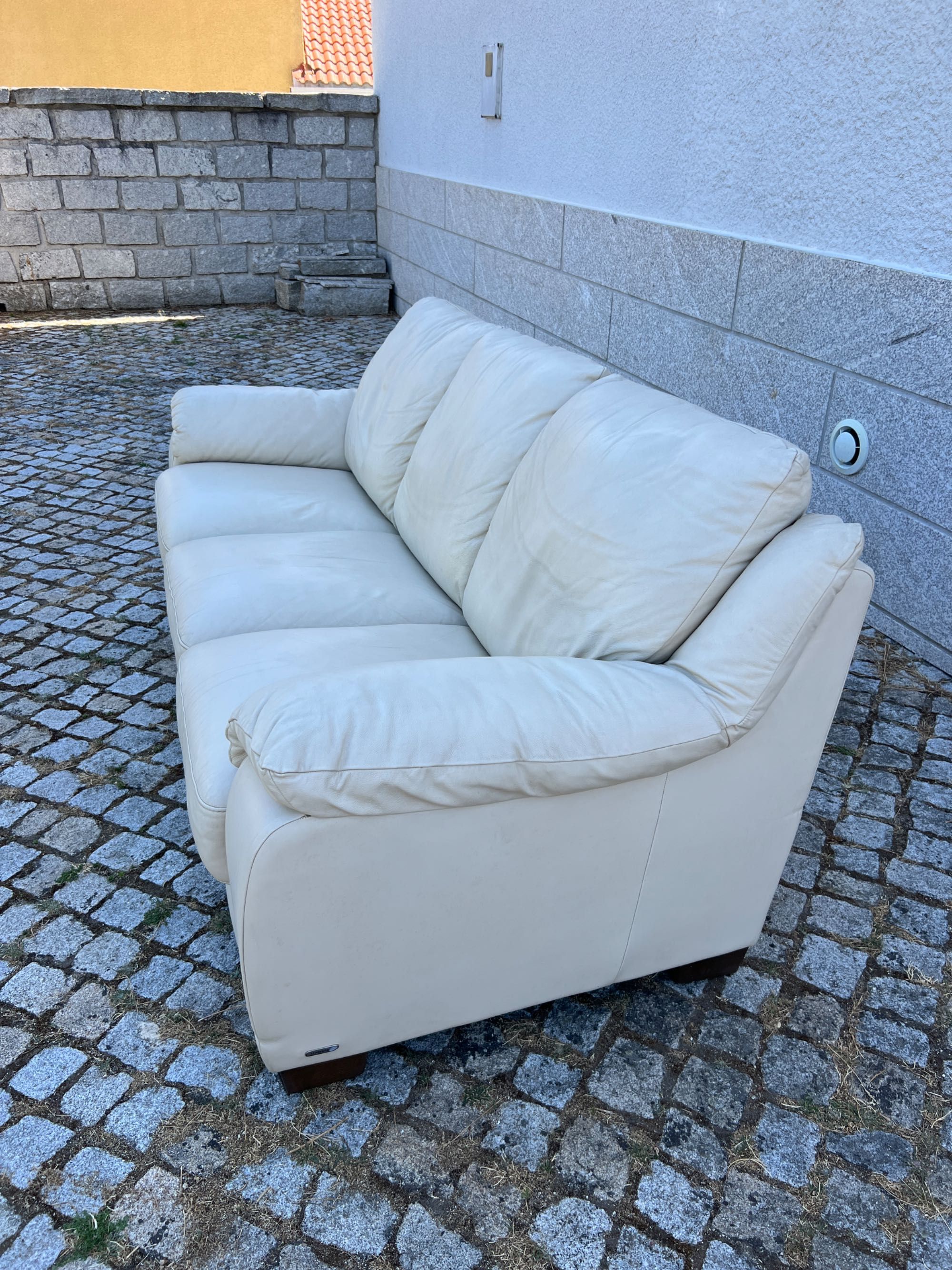 Sofá Italsofa de 3 lugares em pele creme – bom estado