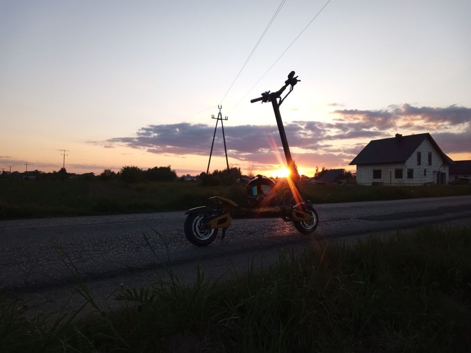 Hulajnoga elektryczna Vsett 10+ na gwarancji