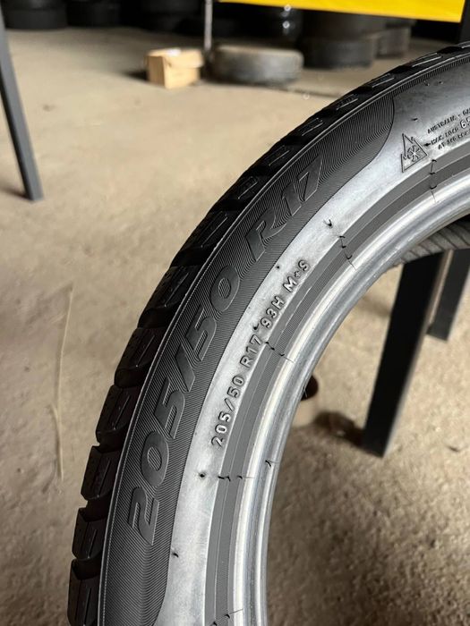 Шини 205/50 r17 Pirelli Sottozero 3 2020рік 4шт зима (1354)