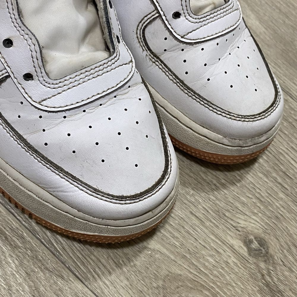 Nike Air Force 1 LV8 кросівки жіночі