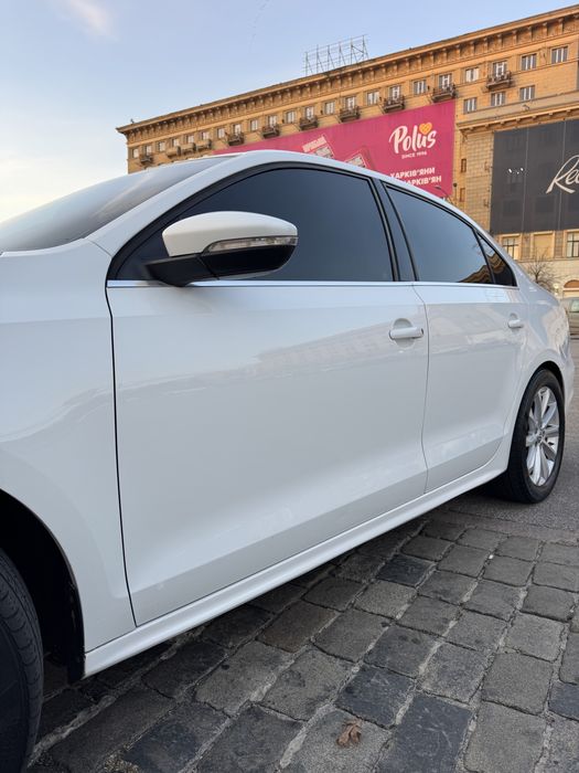 Продам Volkswagen Jetta 2016 року