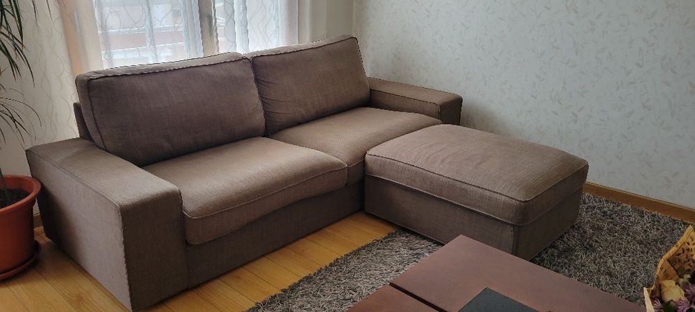 Sofá Kivik 3 lugares ikea