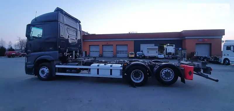 Mercedes-Actros 2545