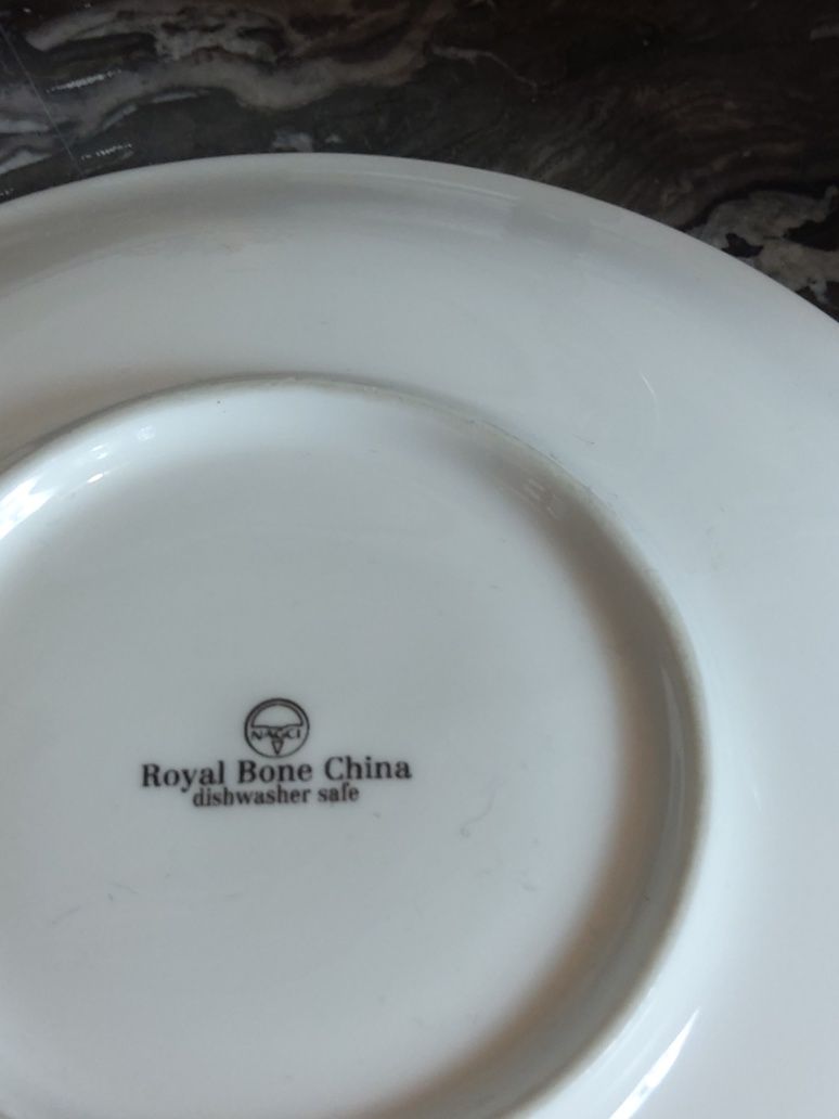 Zestaw śniadaniowy Royal Bone China.