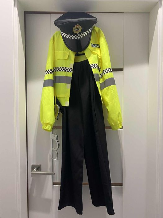 Strój policjatna 128 cm