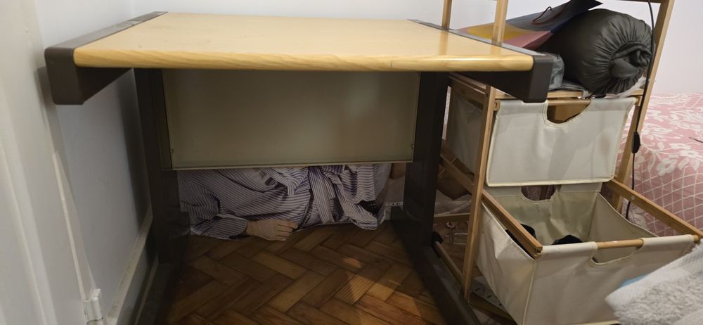 Secretária para escritório 80x80cm