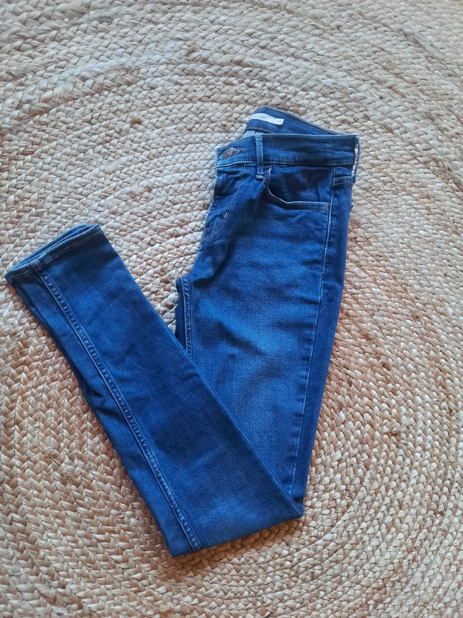 Spodnie jeansy Levis 710 rurki 27x30 super skinny.
