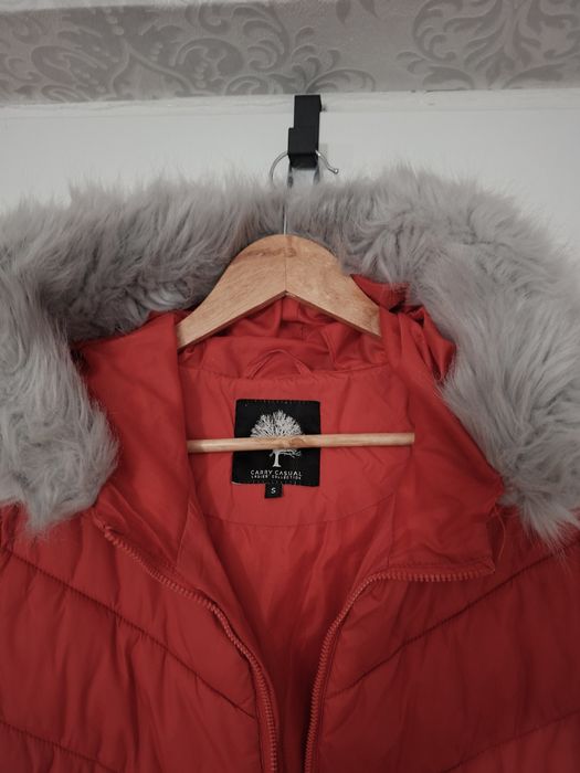 Kurtka zimowa z kapturem