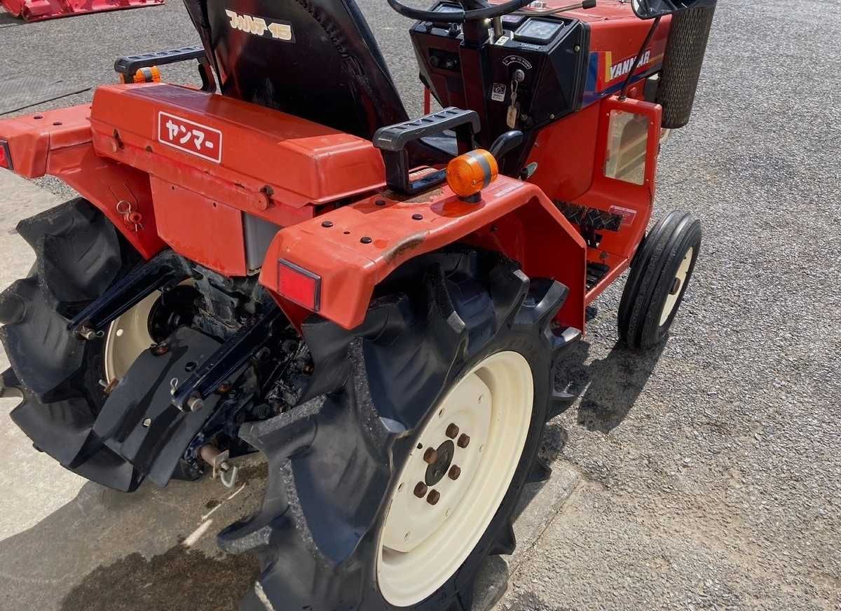 Traktor Yanmar F15S