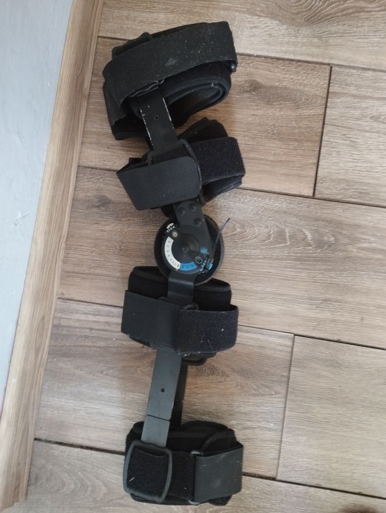Stabilizator do kolana oppo