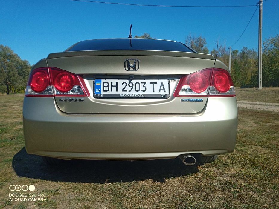 Honda Civic gybrid 7 1.4 автомат варіатор.Хонда цивік гібрид