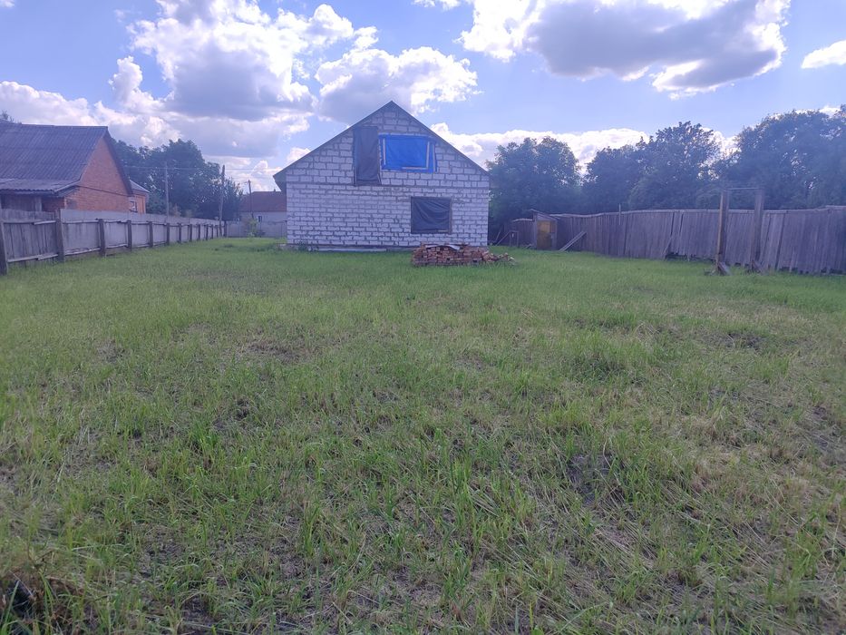 Продам 2 будинка в Іванкові