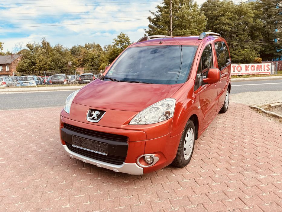 peugeot partner rok 2010 poj 1,6 hdi 5-osobowy