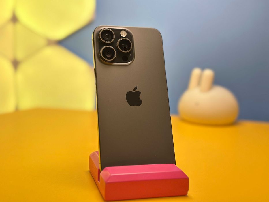 Смартфон Apple iPhone 15 Pro Max 256GB Black (142916) Б/У З ГАРАНТІЄЮ