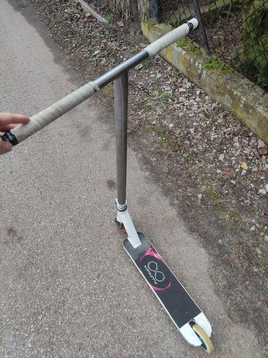 Sprzedam hulajnogę wyczynową