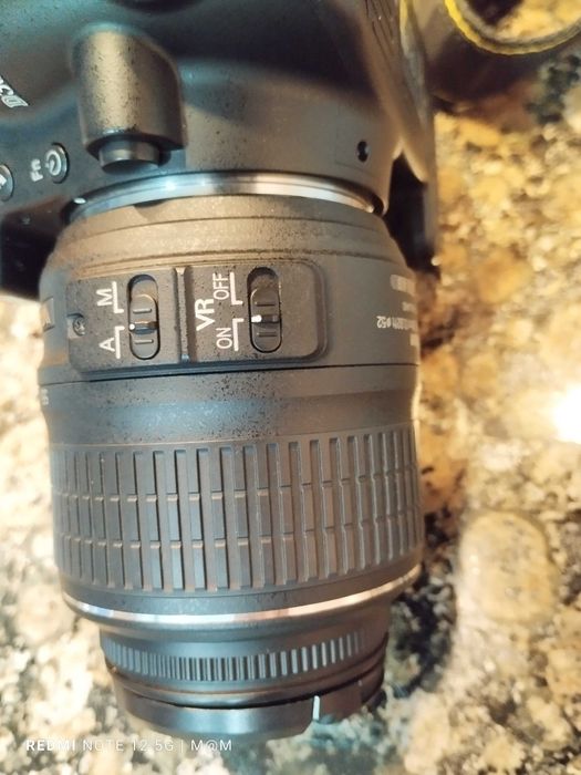 NIKON D3000 + LENTE 18-55mm VR