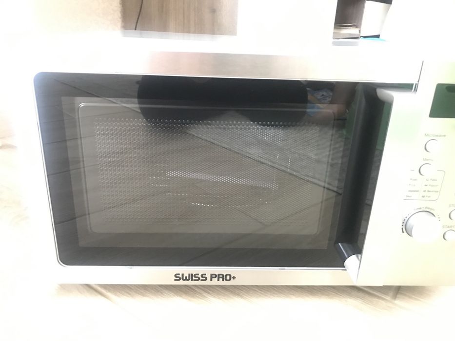 Мікрохвильовка нова -все запаковано .