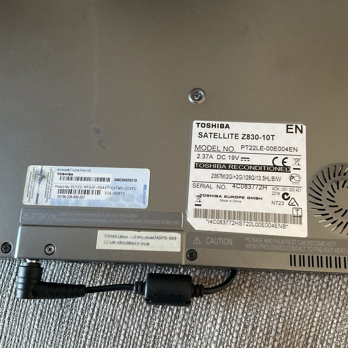 Laptop Toshiba Satellite Z830-10T