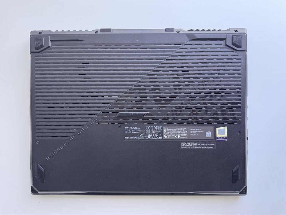 Portátil Gaming ASUS ROG Strix G15 G512LI