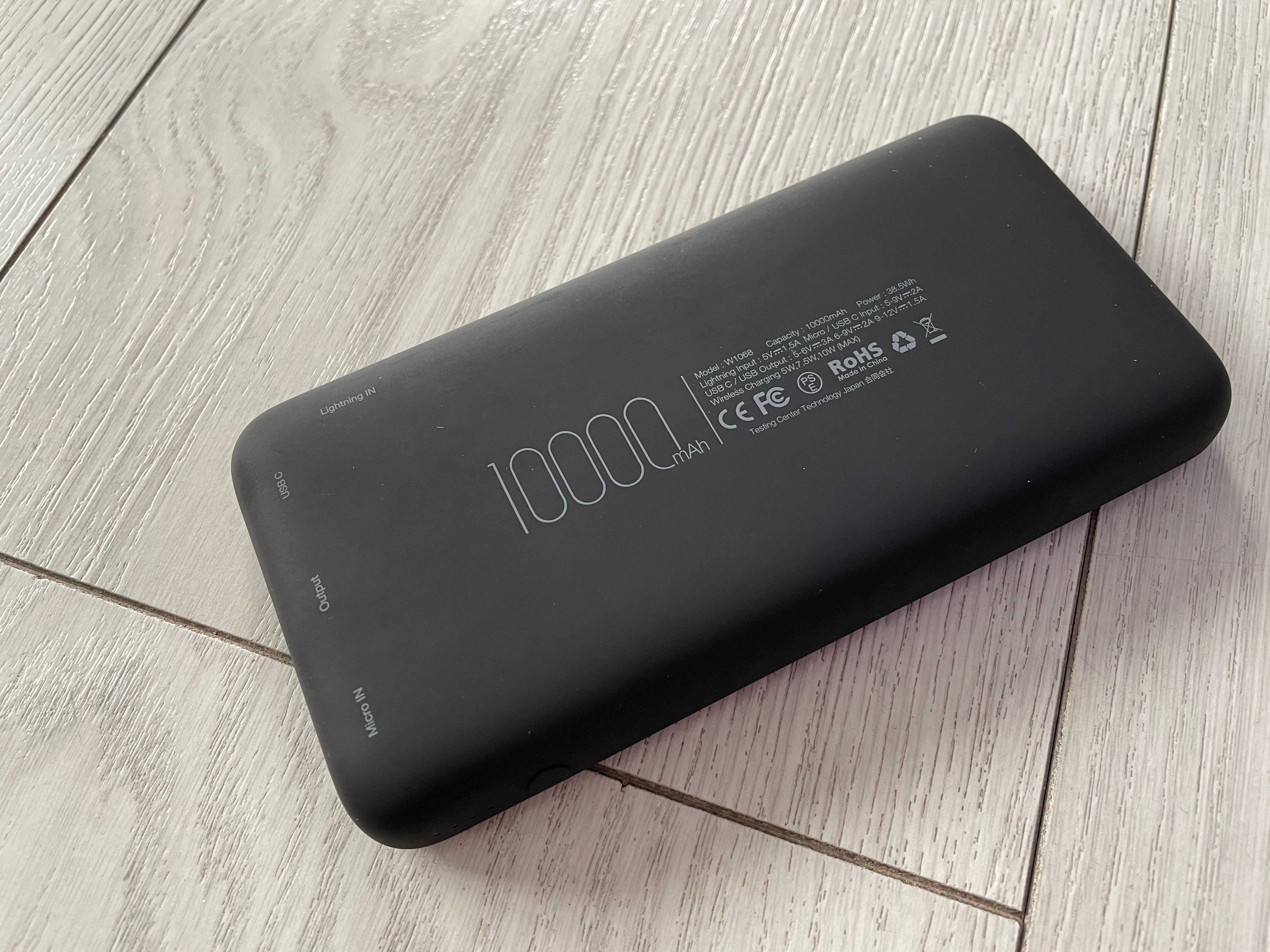 Powerbank Z Przyssawkami Charmast W1068, 10000mAh USB-C Lighting.