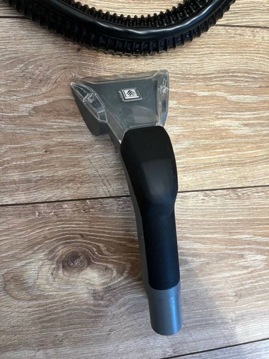 Piorący odkurzacz karcher puzzi 8/1